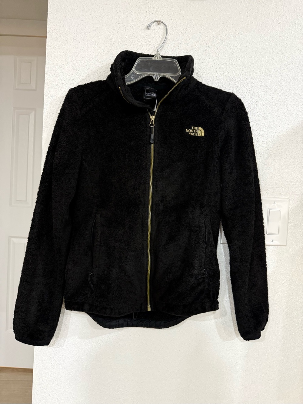 The North Face Women's Black Plush Full-Zip Teddy Jacket